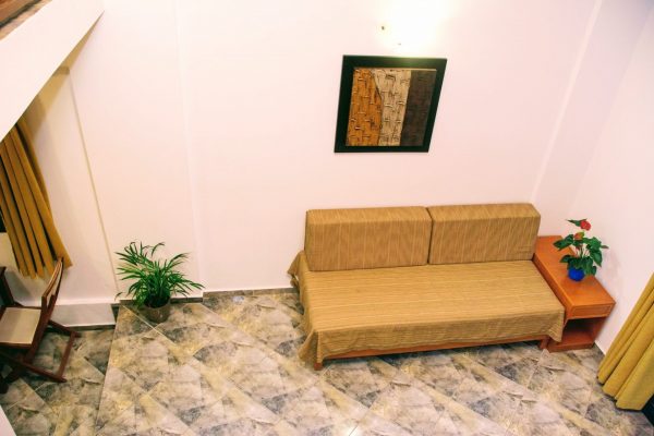 Split Level Quadruple Suite with Sea View sofa bed